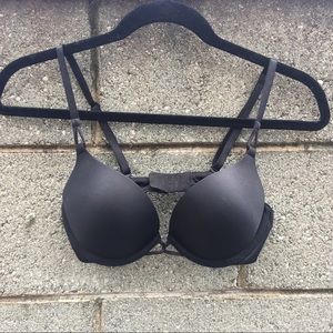 Victoria’s Secret Bombshell Plunge Push-Up Bra 32B